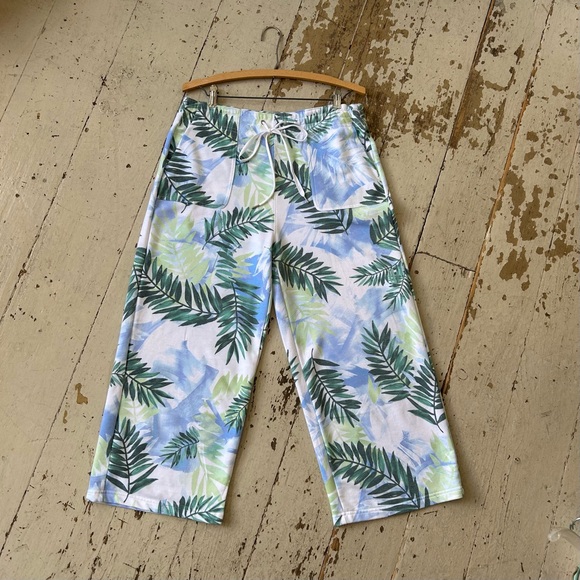 Zac & Rachel Print Cropped Lounge Pants - Picture 5 of 16